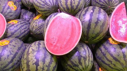 5元街头吃瓜,品味市井生活的甜蜜滋味