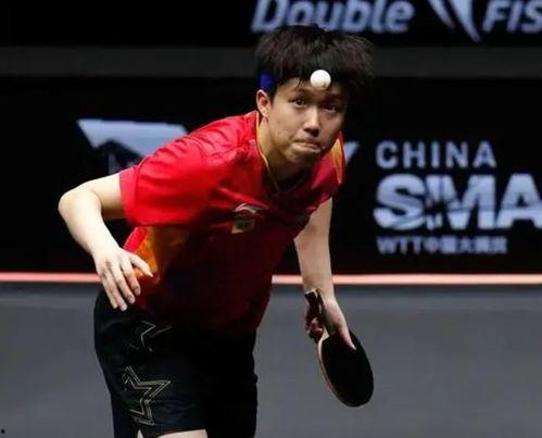 王楚钦同步吃瓜,揭秘明星幕后趣闻